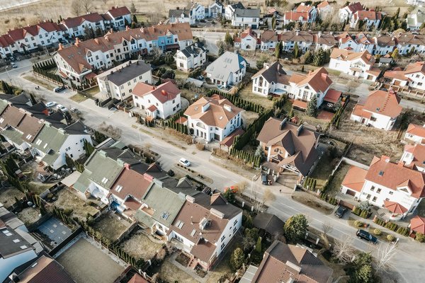 Transform your uk townhouse backyard into a serene japanese garden oasis